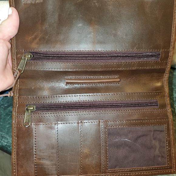 Jane Marie Tatum Crossbody Bag / Wallet - Picture 5 of 6